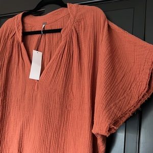 YFB Young Fabulous & Broke  NWT Terracotta Blouse Size XS